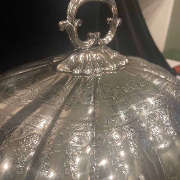 English Sheffield Silverplate meat dome/food cover/cloche - Picture 2 of 8